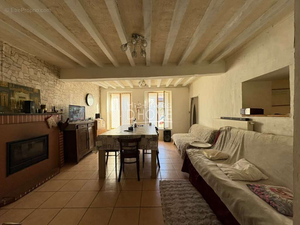 Maison à LA FERTE-GAUCHER