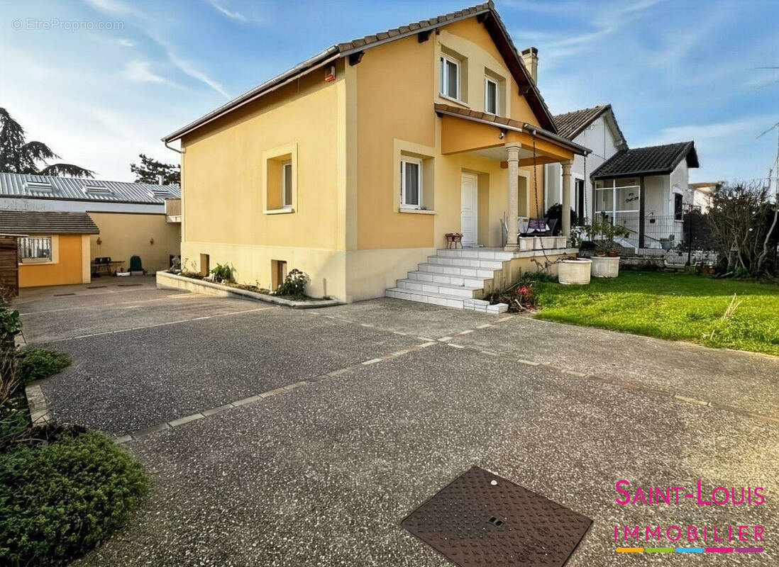 Maison à CARRIERES-SOUS-POISSY