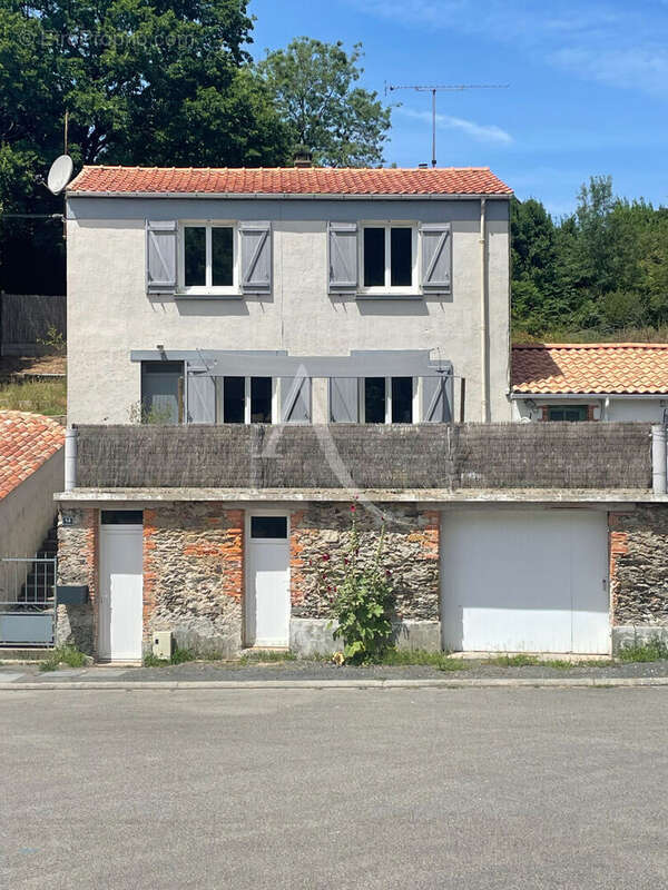 Maison à APREMONT