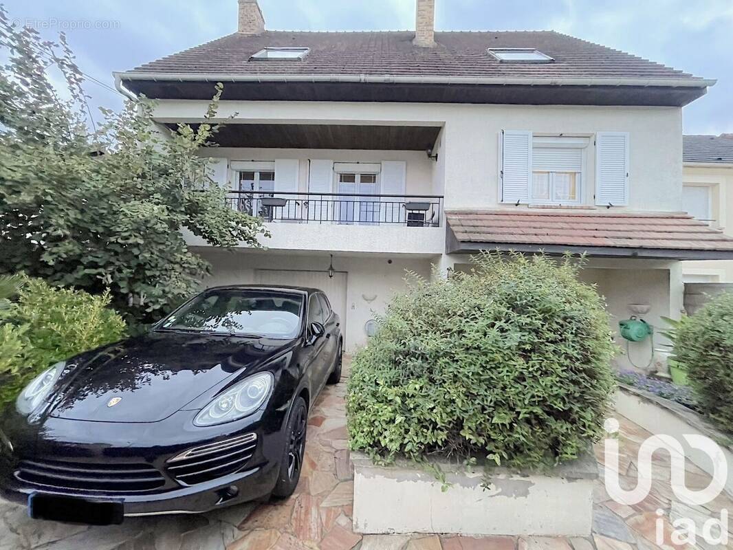 Photo 1 - Maison à PONTAULT-COMBAULT