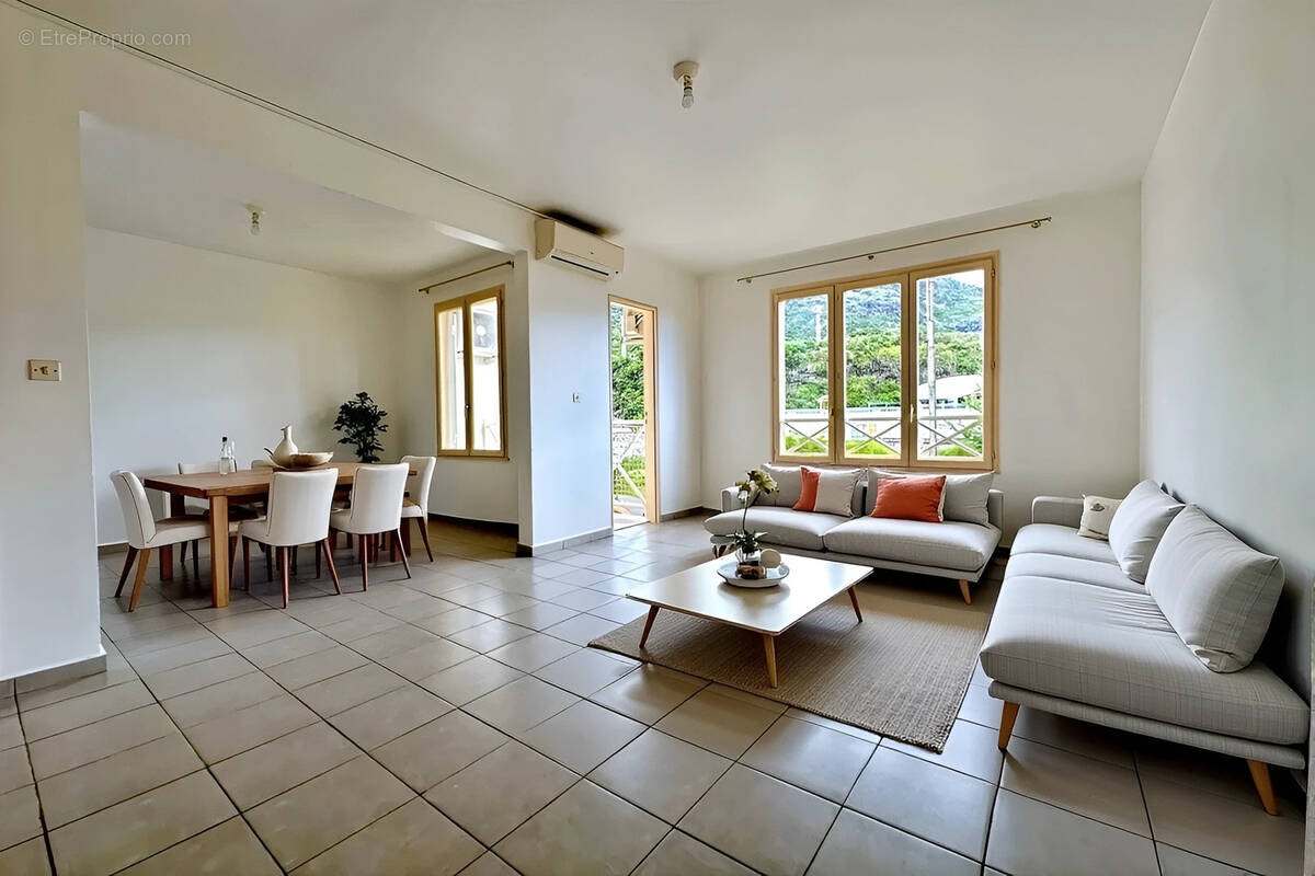 Appartement à SAINT-DENIS