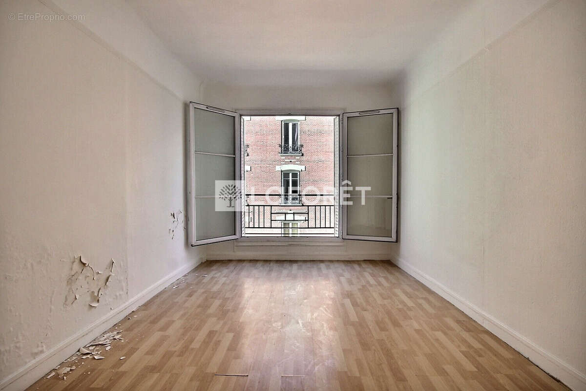 Appartement à LA GARENNE-COLOMBES