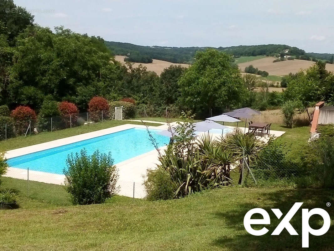 piscine - Maison à BAGAT-EN-QUERCY