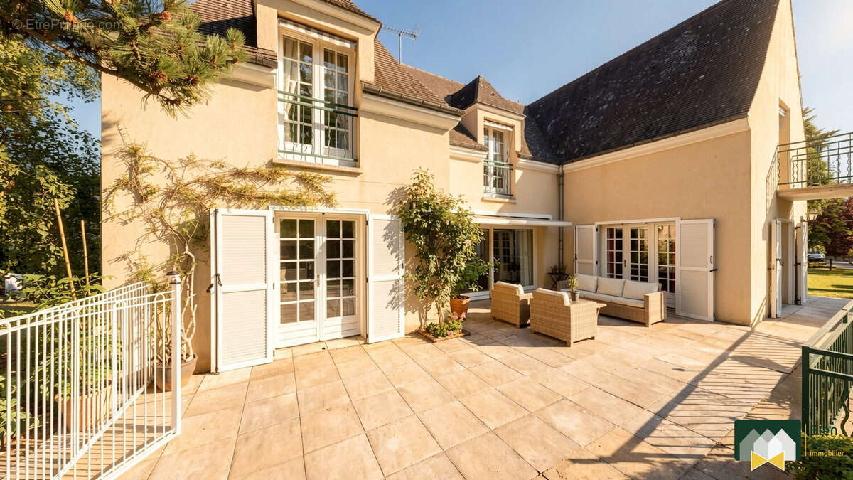 Maison 232 m² à Treon  - photo 2