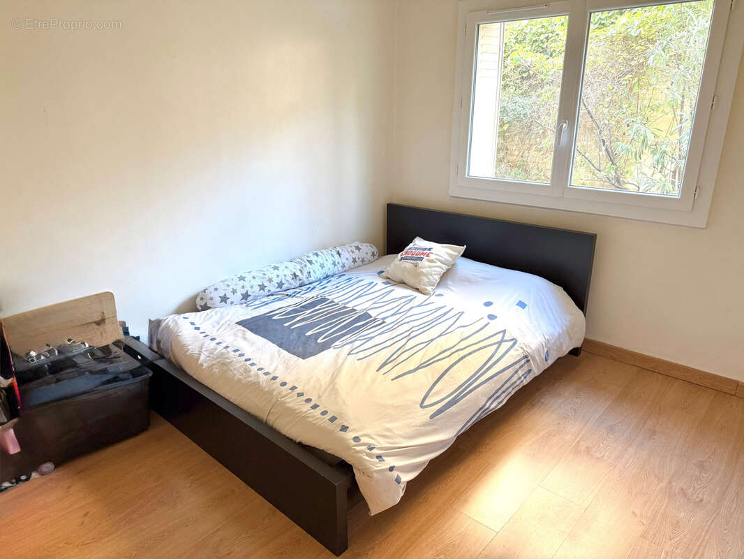 Appartement à MARSEILLE-7E