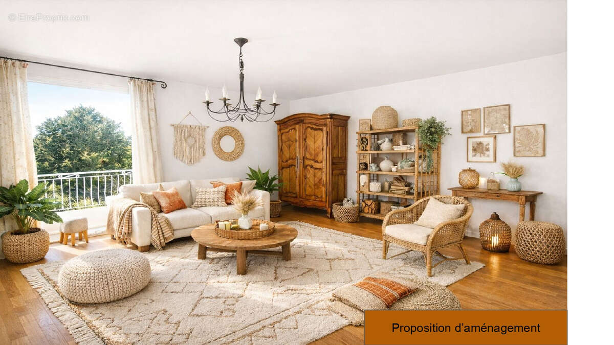 Maison à PERIGNEUX