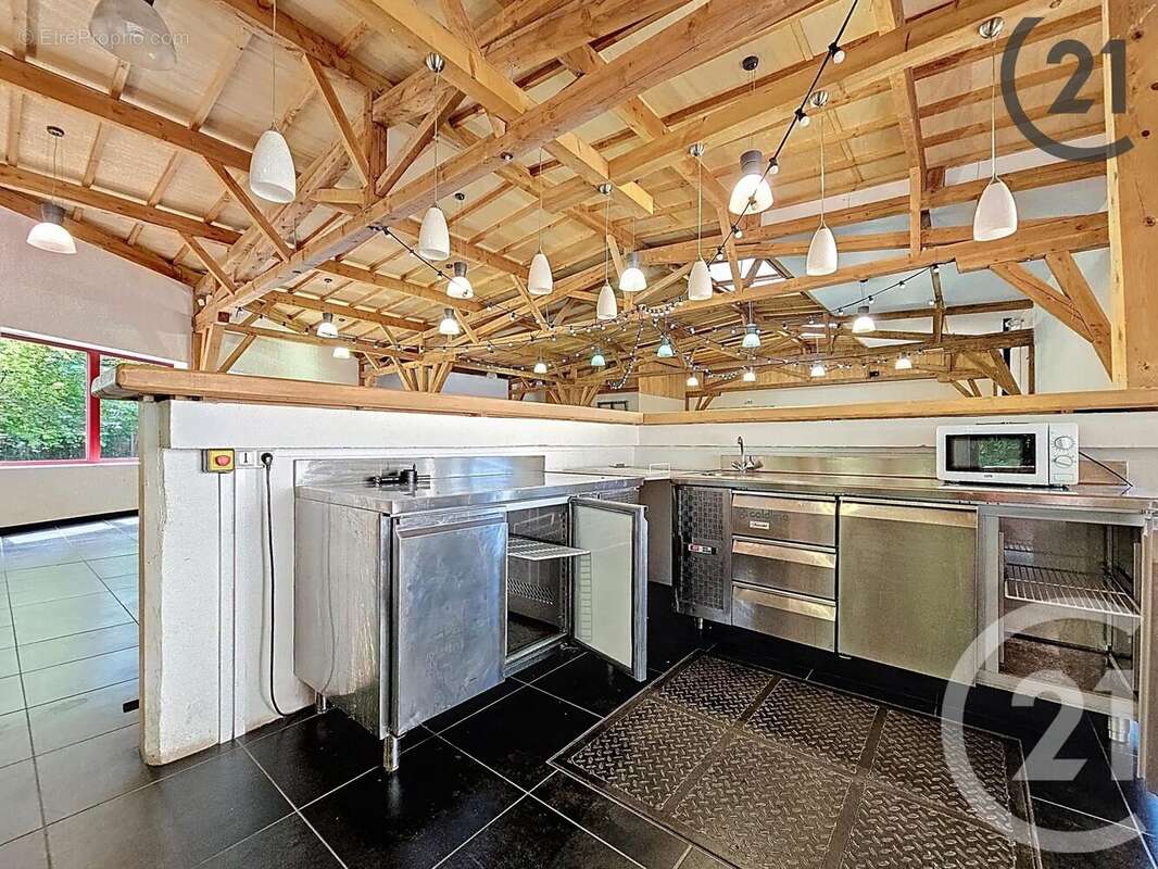 Maison à PONT-SAINTE-MARIE