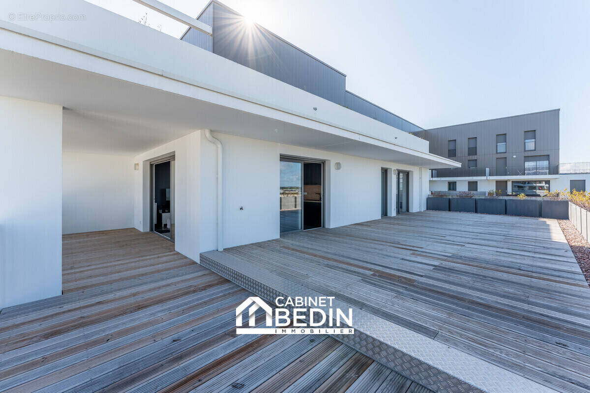 Photo Appartement à Merignac au prix de 354 400€