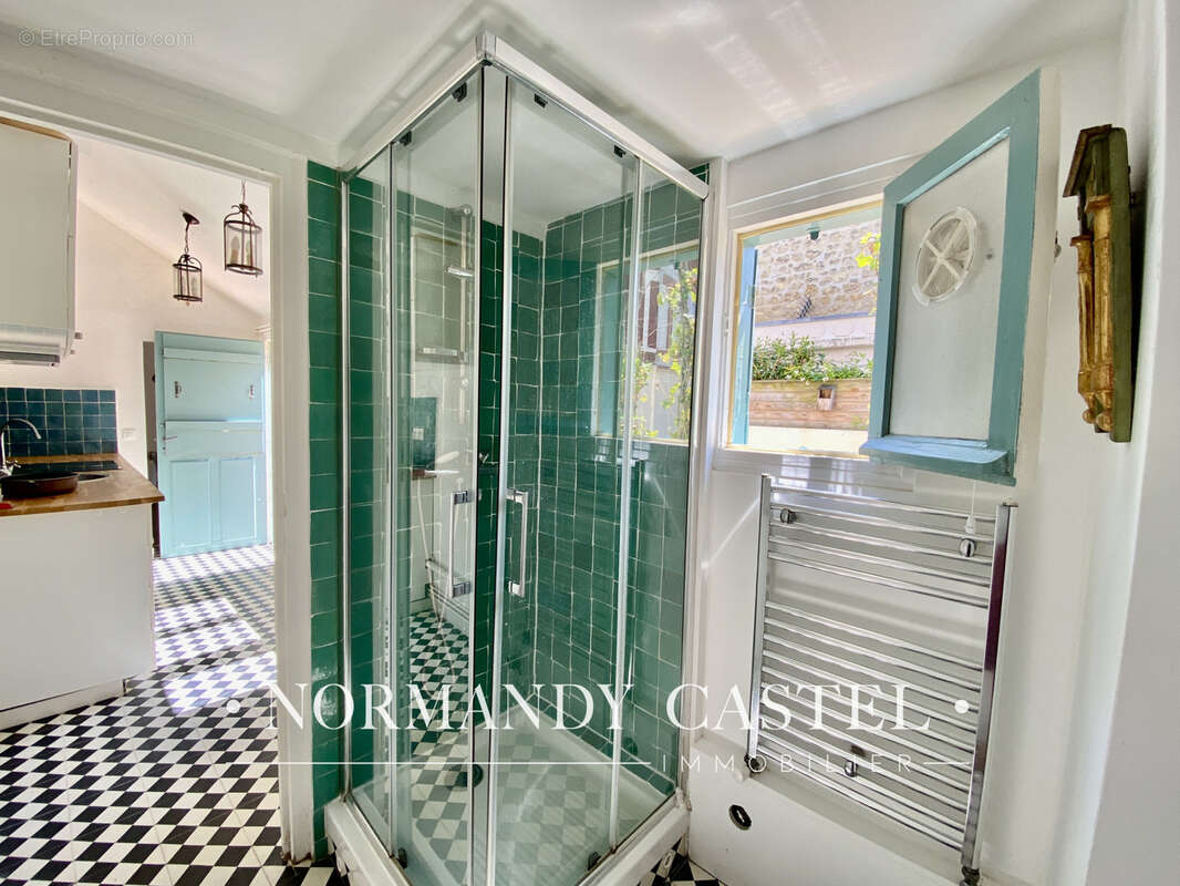 Maison à TROUVILLE-SUR-MER