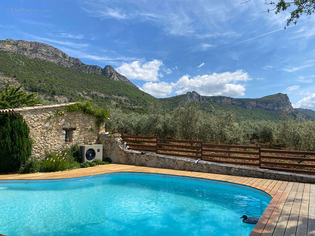 Maison à BUIS-LES-BARONNIES