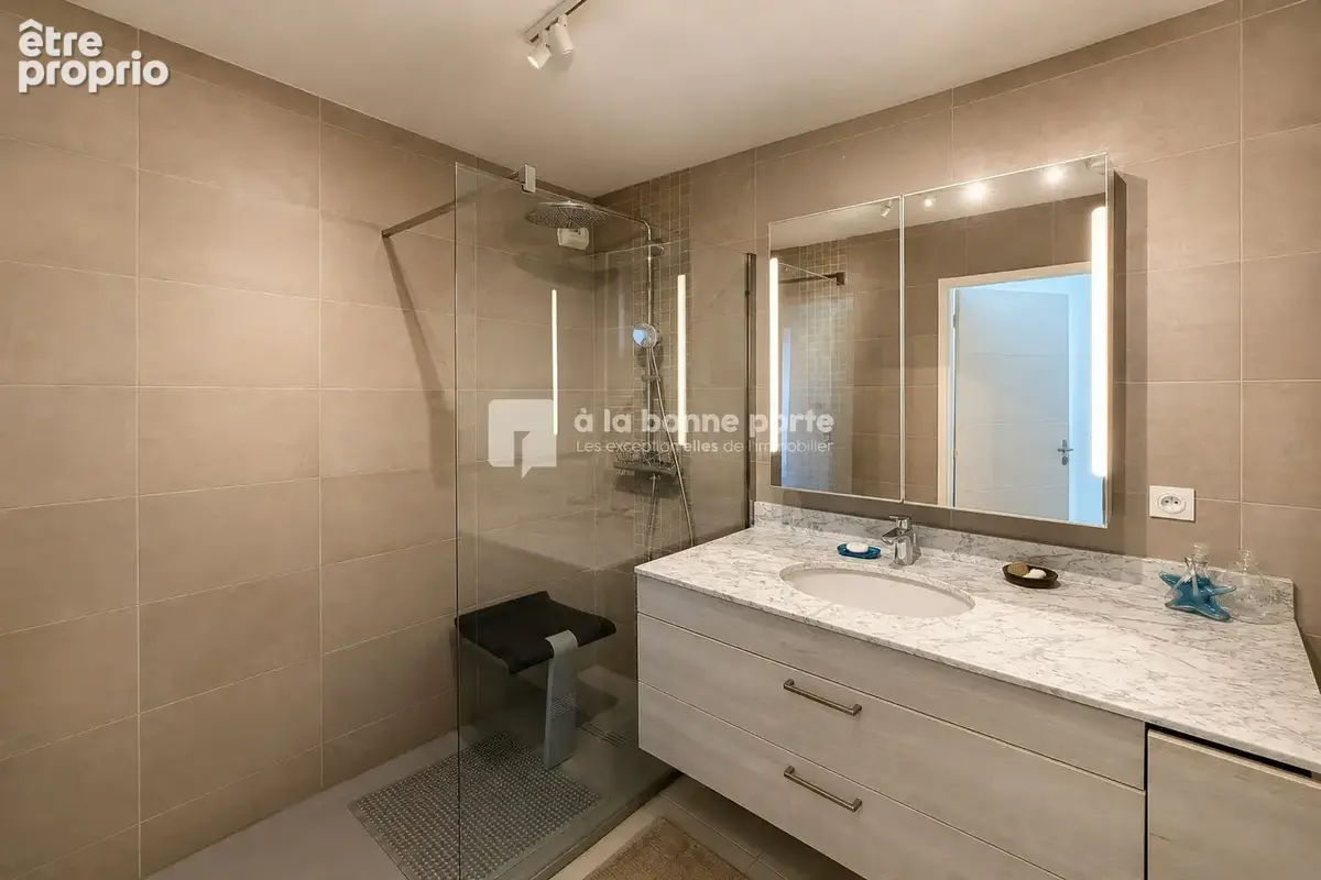 Appartement 3 pièces 56 m² à vendre à La Seyne-Sur-Mer (83500) - photo 8