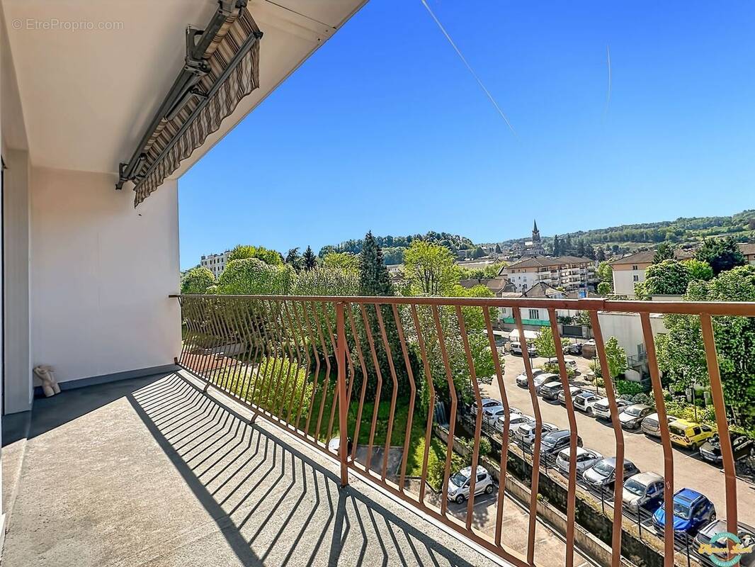 Appartement à LA TOUR-DU-PIN