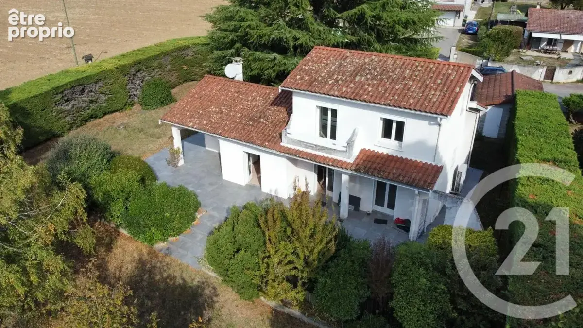 Maison à ANJOU