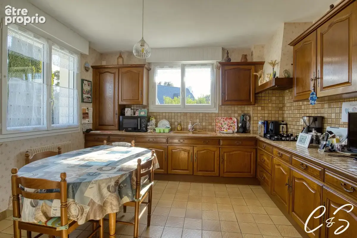 Maison 5 pièces 122 m² à vendre à Ploneour-Lanvern (29720) - photo 7