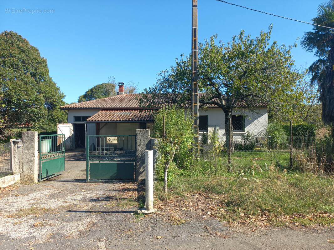 Maison à MIRANDE