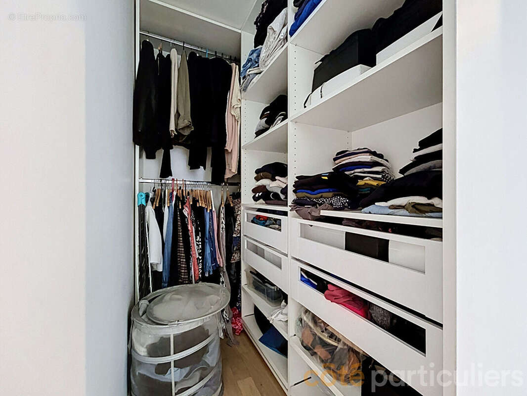 Appartement à SAINT-MAUR-DES-FOSSES