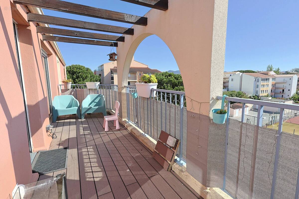 Appartement à FREJUS