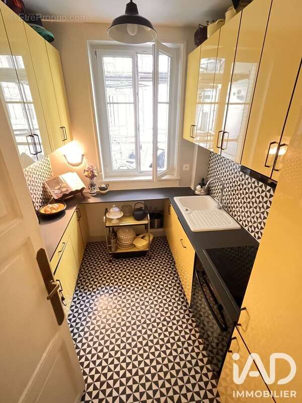 Photo 4 - Appartement à PARIS-18E