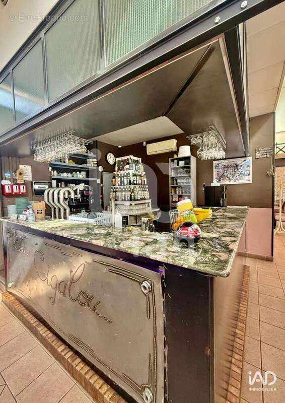 Photo 9 - Commerce à LE CANNET-DES-MAURES