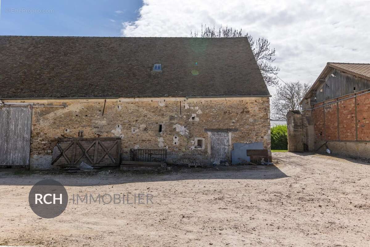 Maison à GARANCIERES