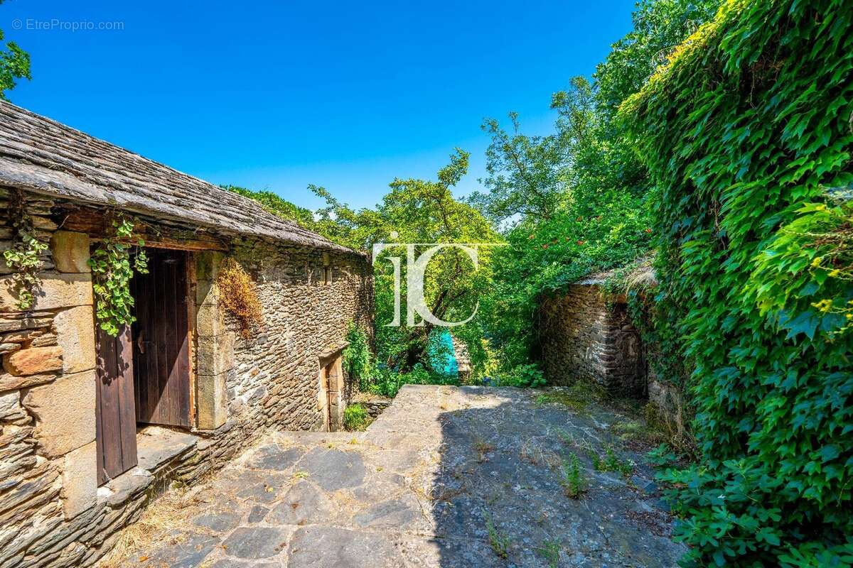 Authentique mas du xviiie à rénover, 29 hectares de terrain - photo 14