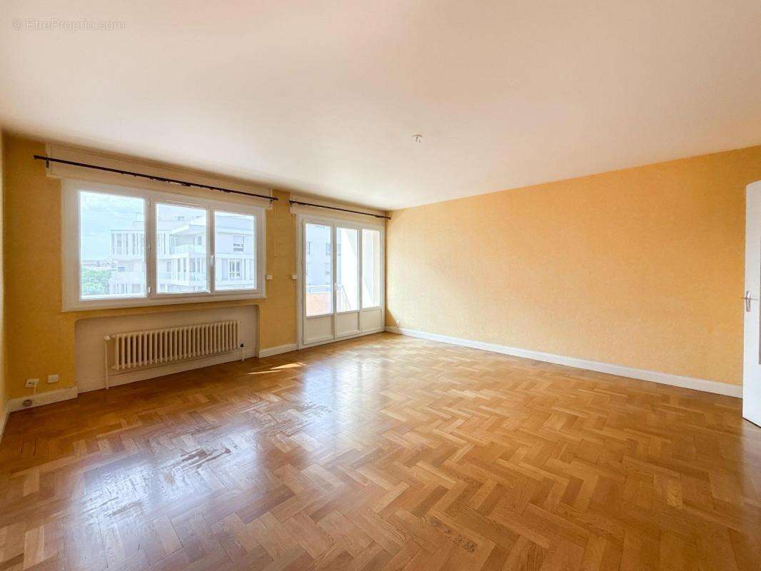 Appartement à VILLEURBANNE