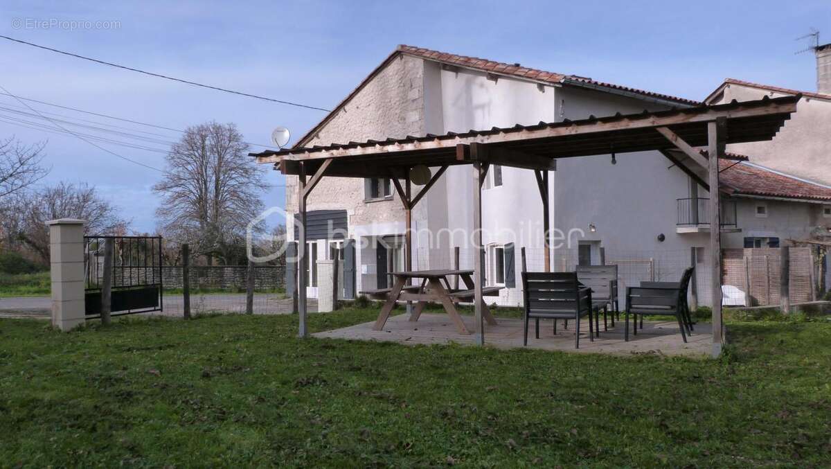 Grande maison confortable - photo 2