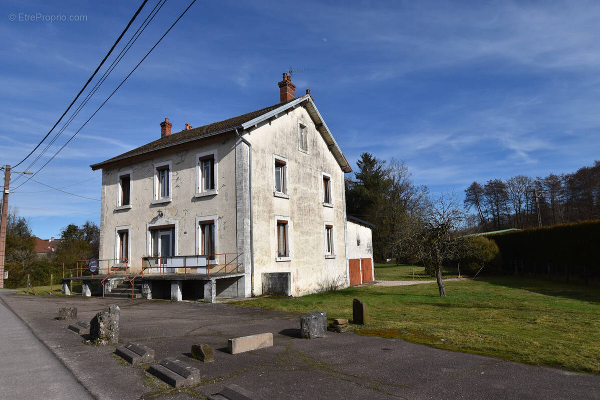 Maison à MAGNONCOURT