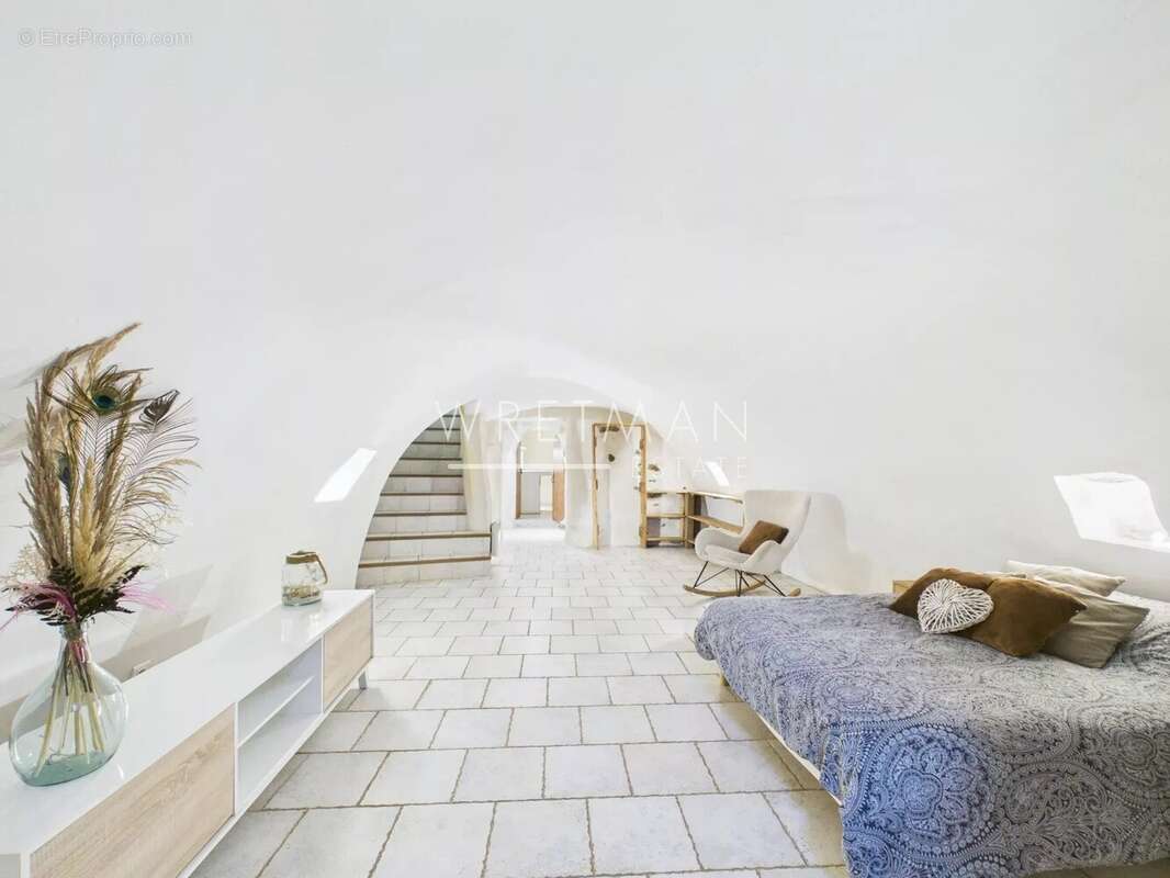 Duplex 4 pièces de caractère avec extérieur au cœur du village historique de Sospel - Sospel - photo 9