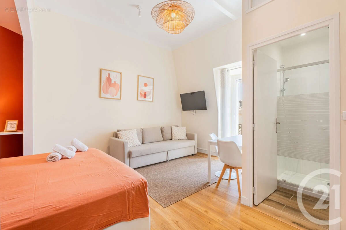 Appartement 82 m² à Menton  - photo 2