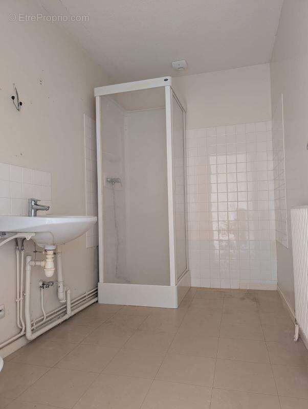 Maison à MONTMARAULT