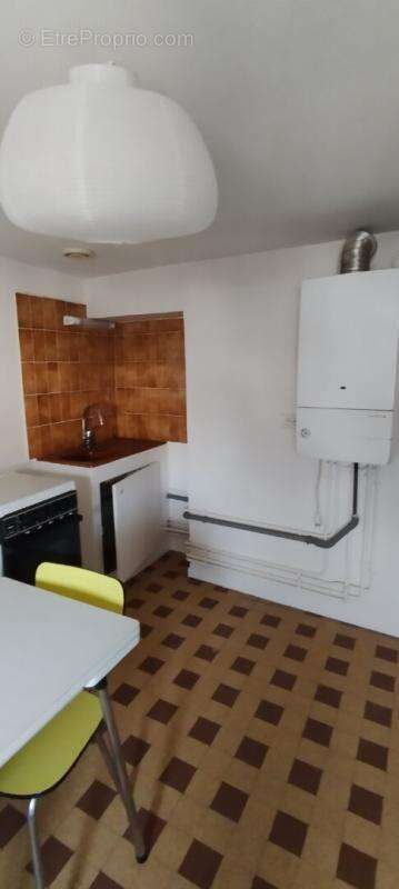 21000 DIJON - Appartement Grand 2 pièces (1 chambre) 34.81 m2 Quartier des Halles + 2 greniers aménageables 30 M² - photo 4