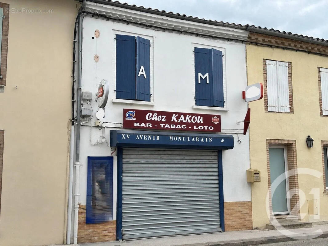 Maison à SAINT-ETIENNE-DE-TULMONT