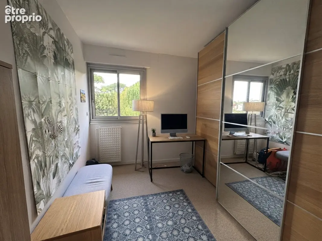 Appartement T3  Résidence Les Capucins , Rive Gauche, Box + Cave+ Parking Extérieur - photo 12