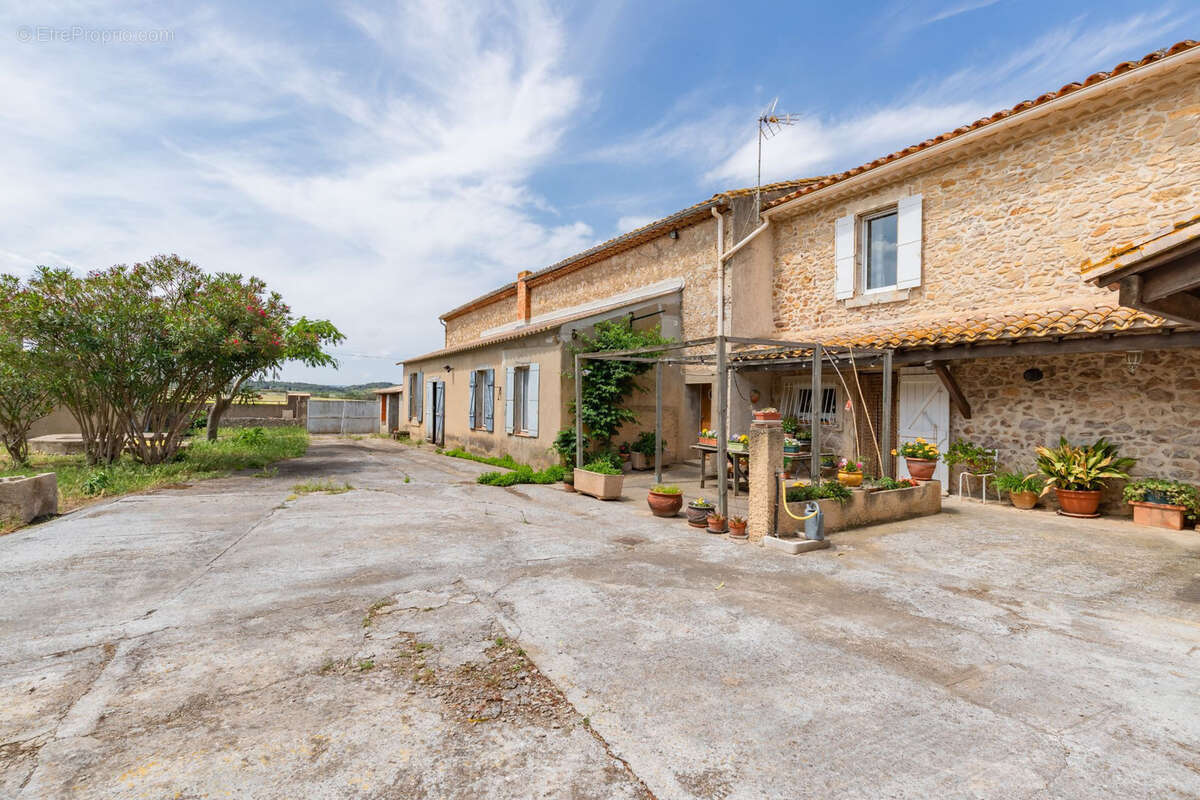 Maison à LEZIGNAN-CORBIERES