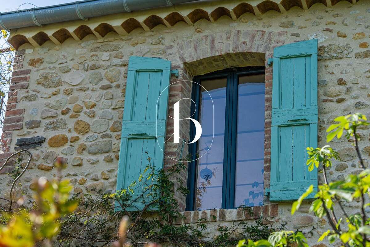 Maison à ALLEGRE-LES-FUMADES