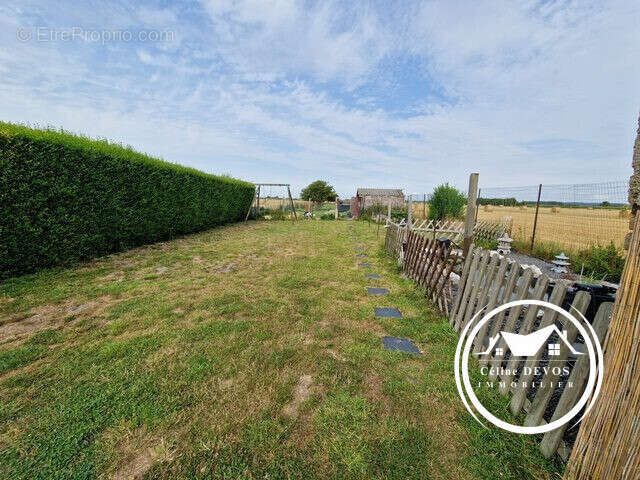 Maison 110 m² à Saint-Pierre-Brouck  - photo 8