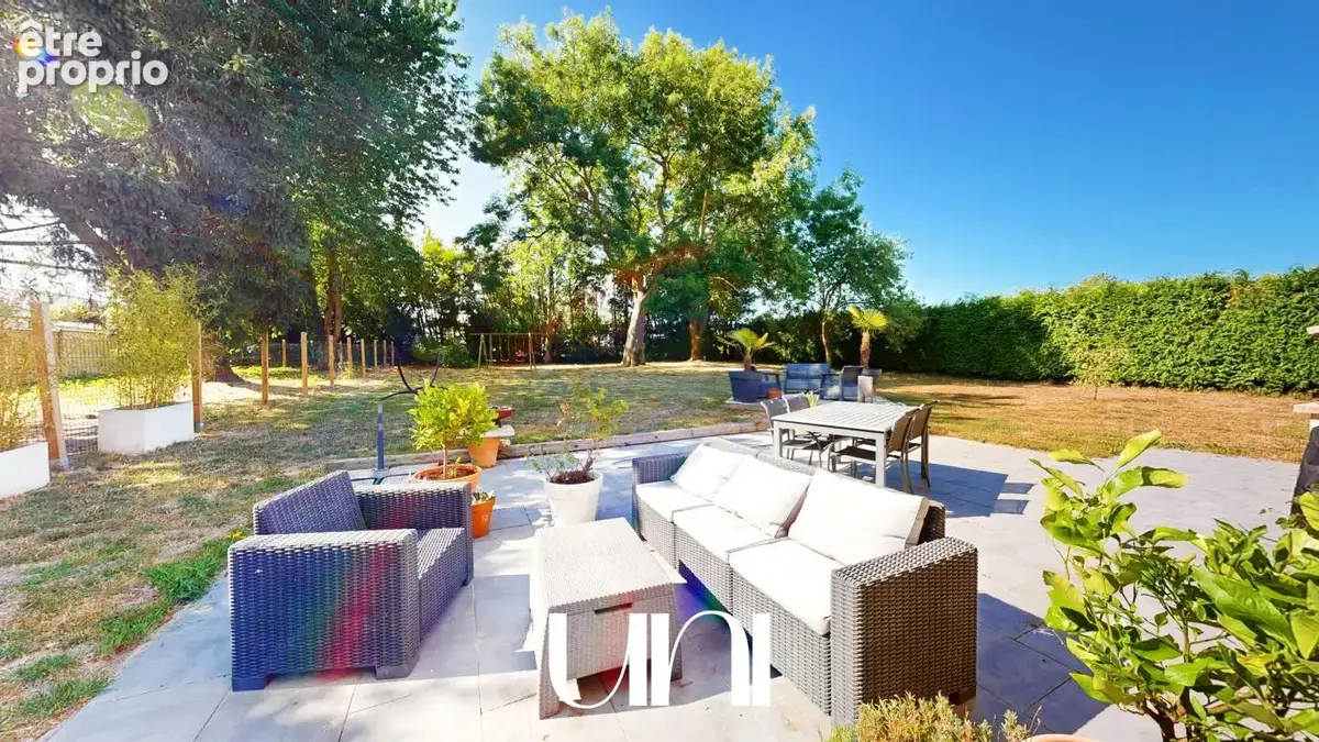 Maison 7 pièces de 230m2 avec gîte indépendant - BAYEUX - photo 8