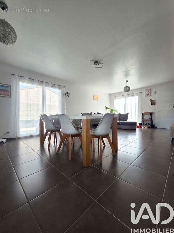 Photo 7 - Maison à PIA