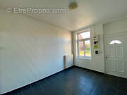 Maison à NEUF-MESNIL