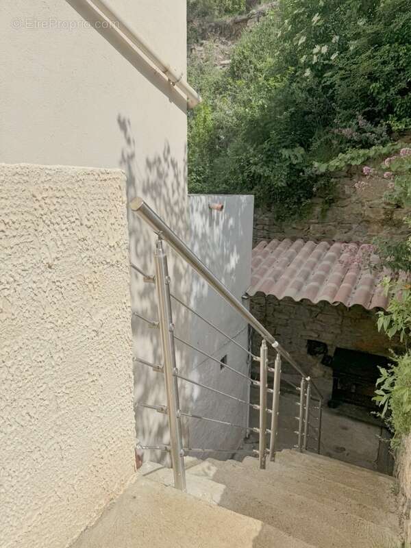Maison à MONTAZELS