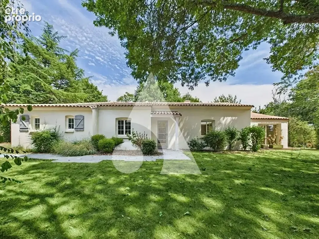Maison de plain-pied 193 m² - Parcelle de 2900 m² au calme - 5 chambres + bureau - photo 5