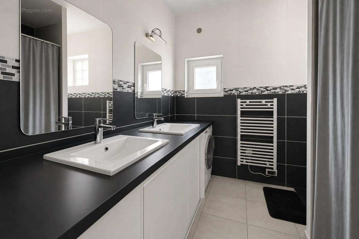 Maison de 5 pièces de 143 m² à Linas - photo 13