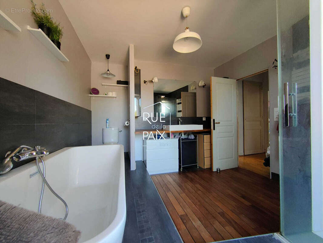 Maison Saint Gervais Les Trois Clochers 304.50 m2 - photo 13
