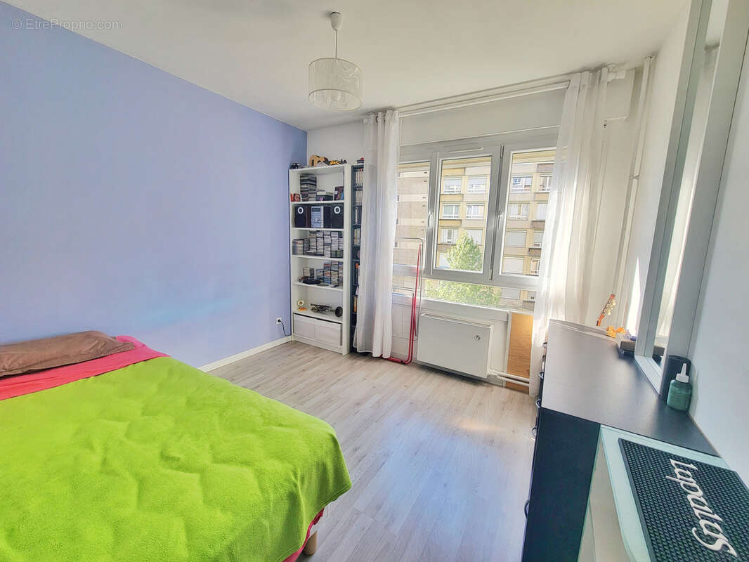 Appartement à OULLINS