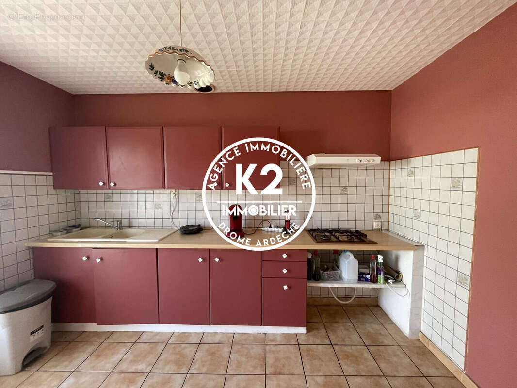 Maison à MONTELIMAR