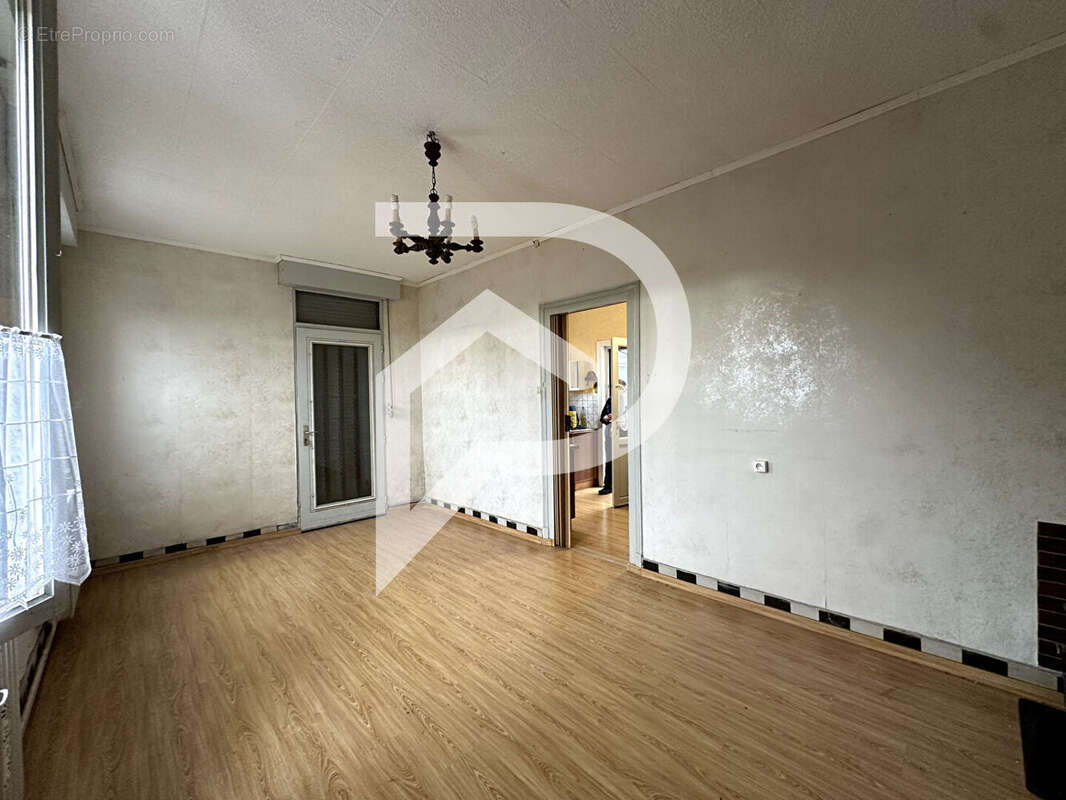 Maison à LE CATEAU-CAMBRESIS