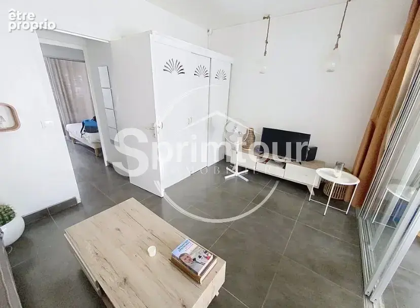 Marina Saint-Francois - Appartement T3 meublé en rez-de-chaussée avec piscine - photo 3