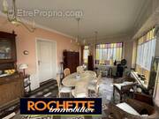 Maison à MONTROND-LES-BAINS