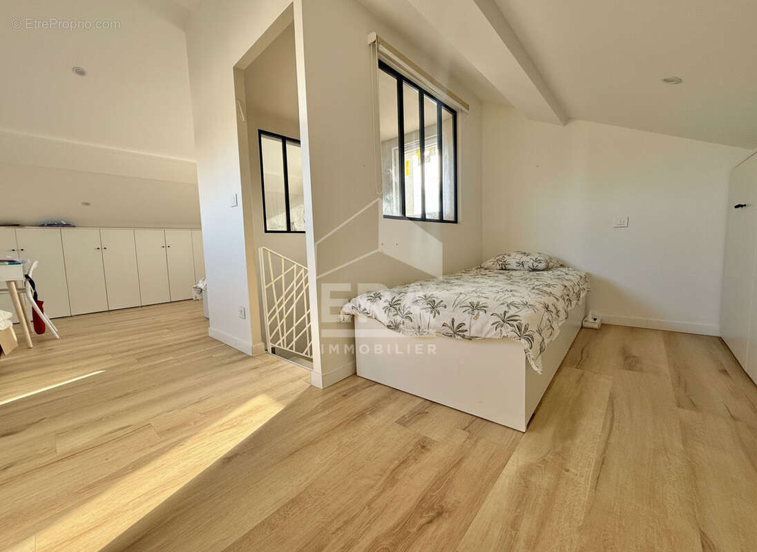 Maison à VILLEURBANNE